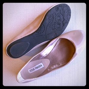 Steve Madden Nude Flats- Patent Glossy leather